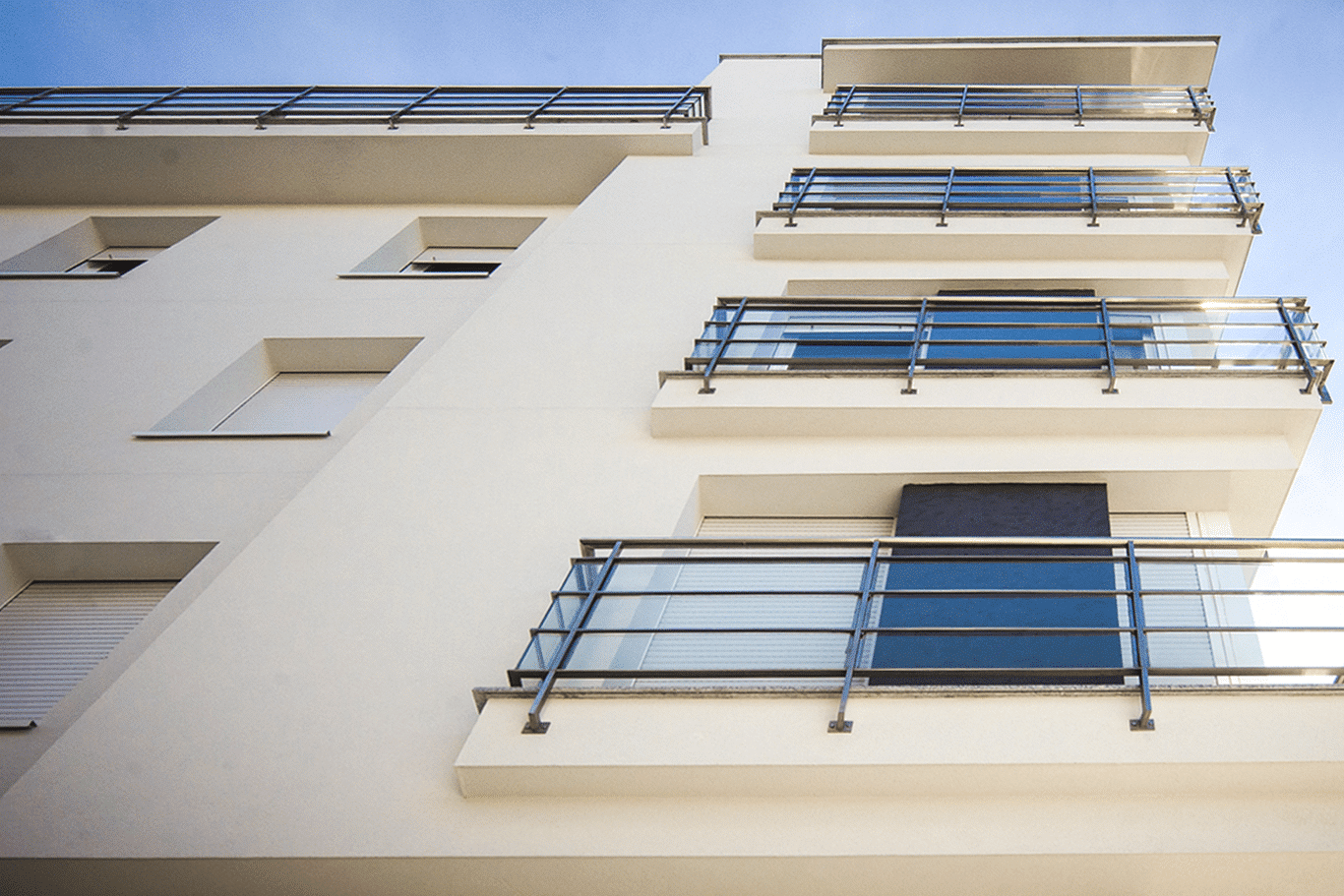 ventanas y balcones