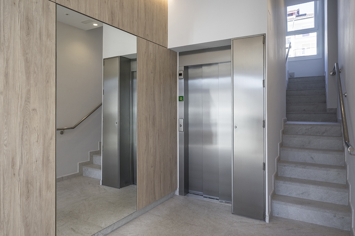 Ascensor en Zarautz, portal y accesibilidad