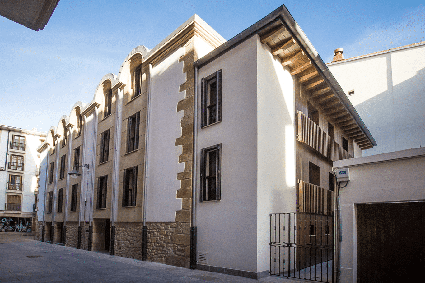 fachada lateral principal