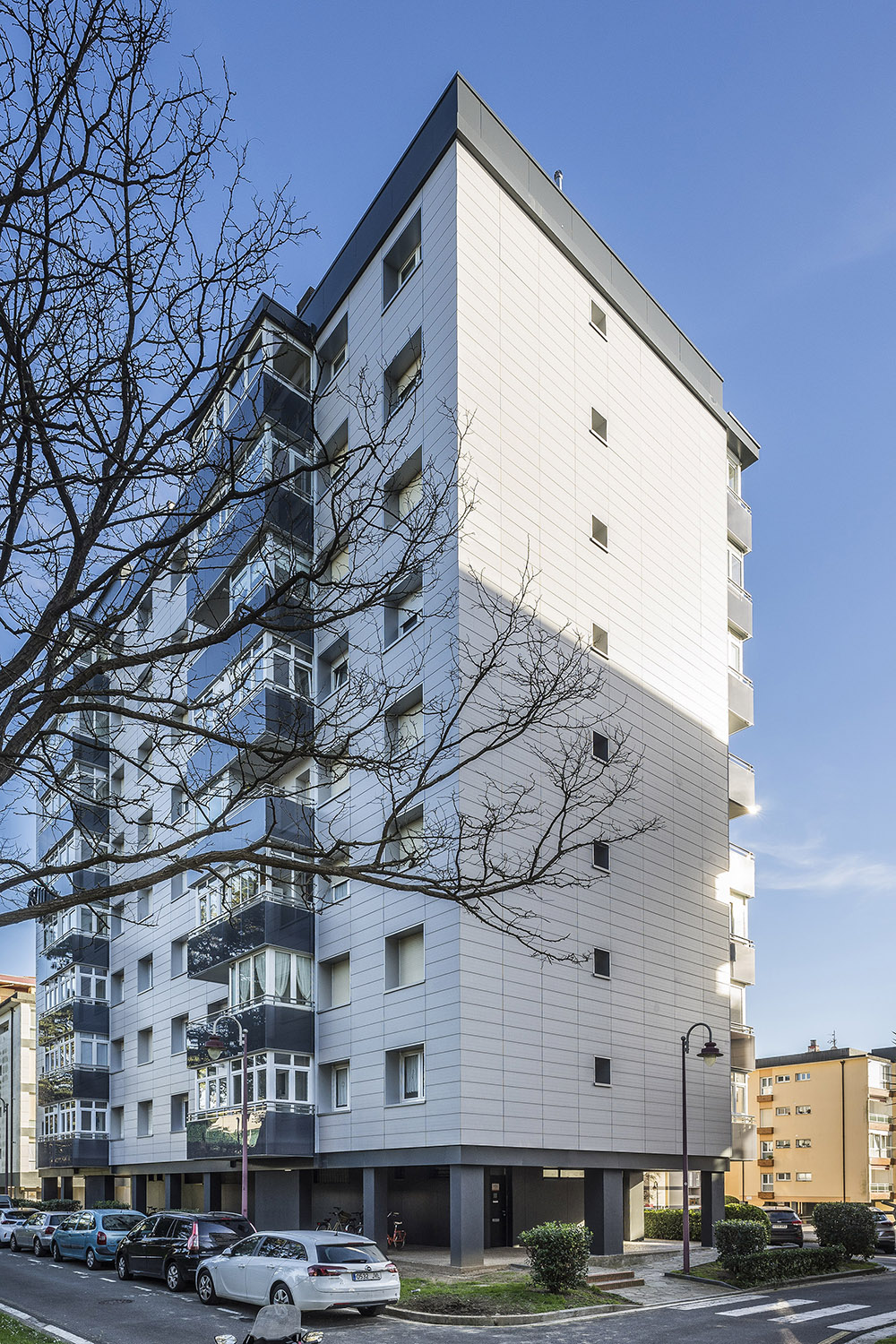 ixpilla fatxada aireztatuta elizondo arkitektura