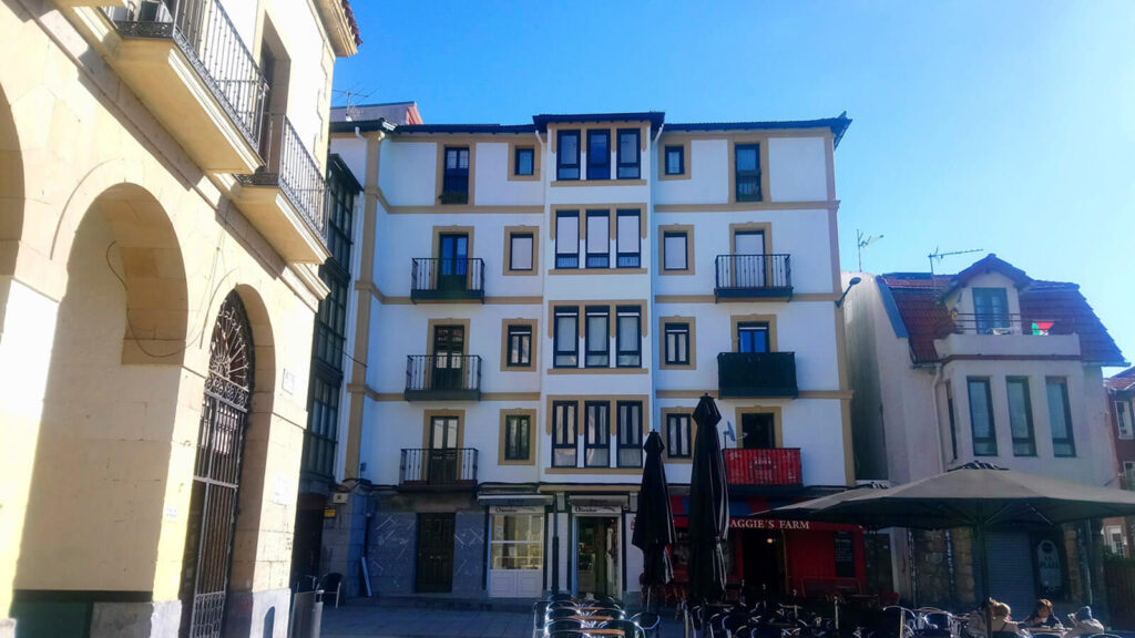 Rehabilitacion-fachada-andres-cortina-4-elizondo-arkitektura-1.jpg